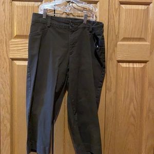 Lee Brown Capris, size tag is missing, but I believe it’s size 8.